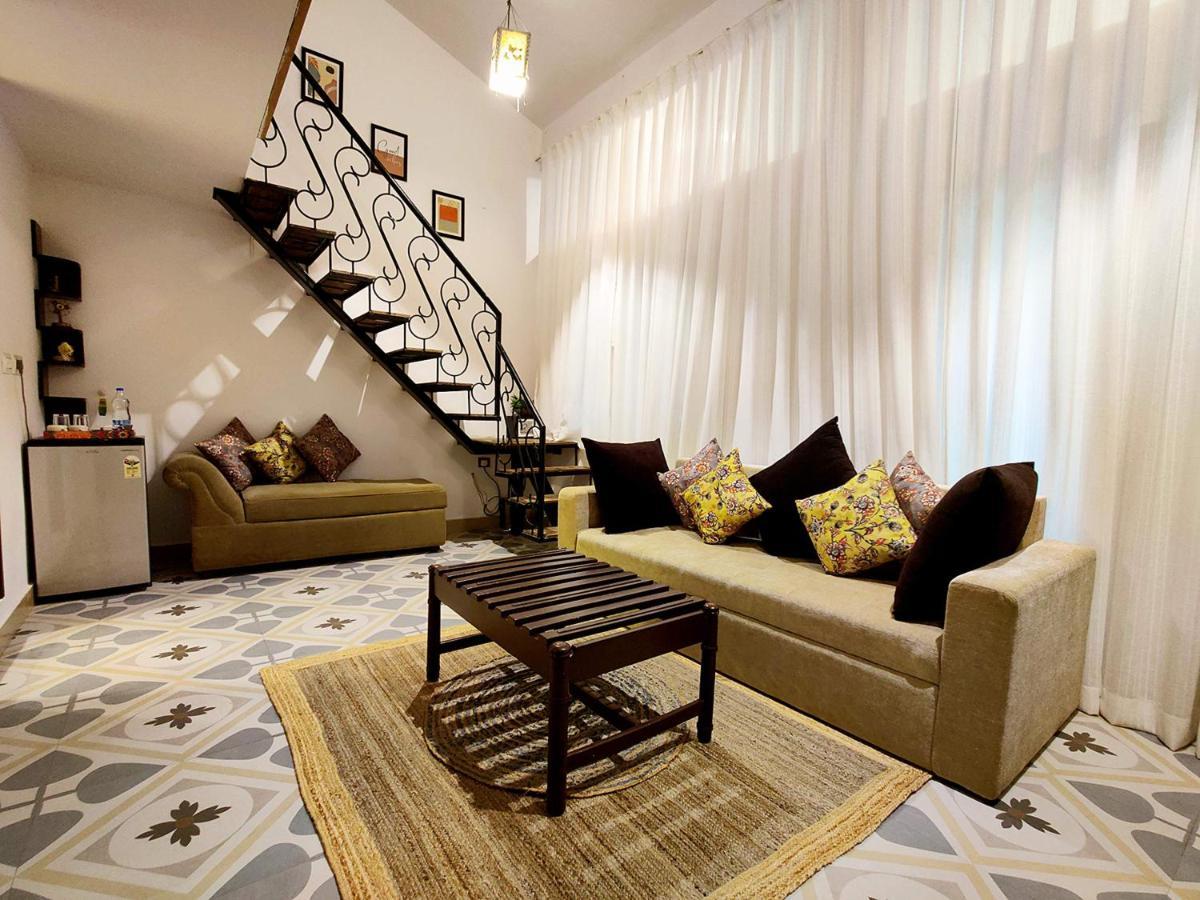 Hotel Wtf My House Baga Esterno foto
