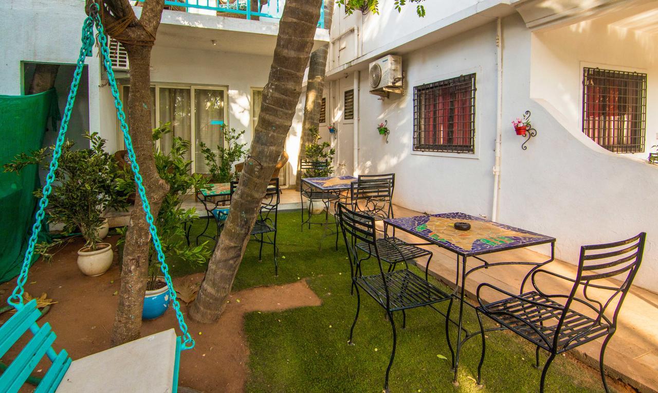 Hotel Wtf My House Baga Esterno foto
